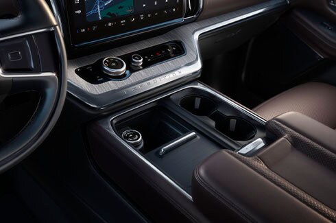 Conoce el rediseñado interior y Consola Central que brinda sofisticación y practicidad